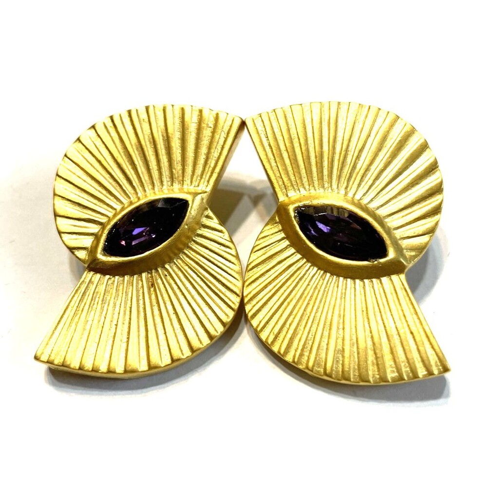 Chunky Vintage Earrings Gold Tone Purple Rhinestone Clip On Signed Mob Wife